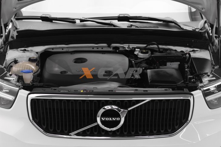 VOLVO XC40 2.0 T5 GASOLINA MOMENTUM AWD GEARTRONIC 2018/2018