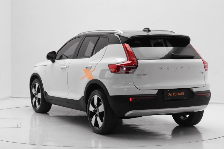 VOLVO XC40 2.0 T5 GASOLINA MOMENTUM AWD GEARTRONIC 2018/2018