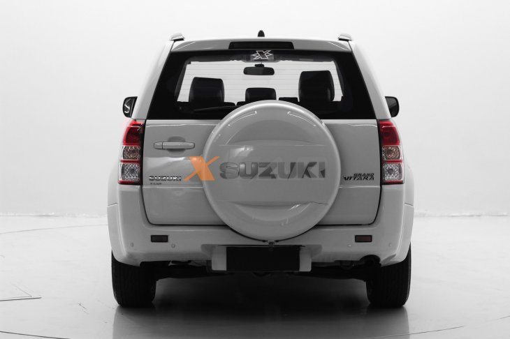 SUZUKI GRAND VITARA 2.0 4X2 16V GASOLINA 4P AUTOMÁTICO 2010/2011