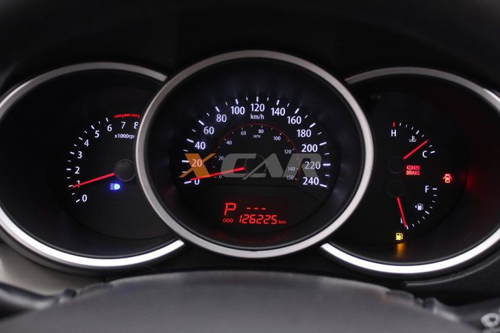 KIA SORENTO 2.4 16V GASOLINA EX AUTOMÁTICO 2011/2012