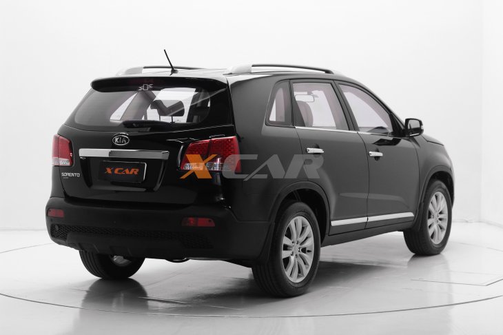 KIA SORENTO 2.4 16V GASOLINA EX AUTOMÁTICO 2011/2012