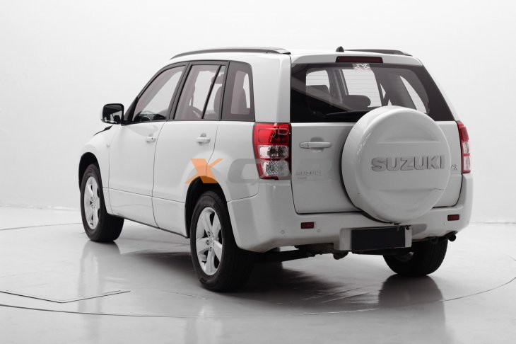 SUZUKI GRAND VITARA 2.0 4X2 16V GASOLINA 4P AUTOMÁTICO 2010/2011